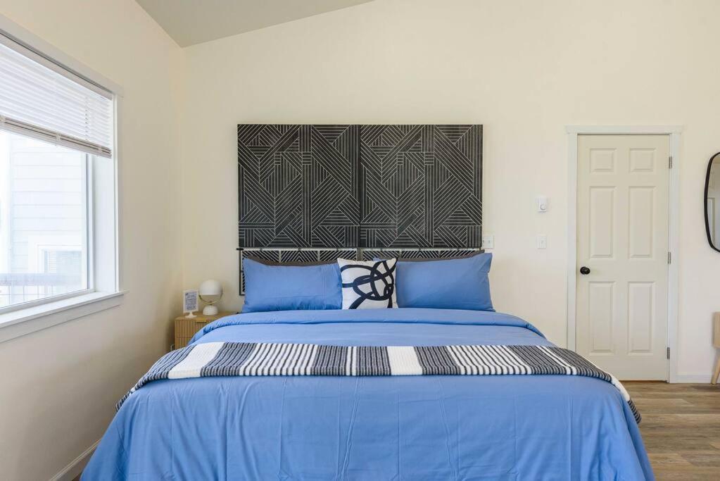 #Stayinmydistrict Oceanview Studio Loft بورت أورفورد المظهر الخارجي الصورة