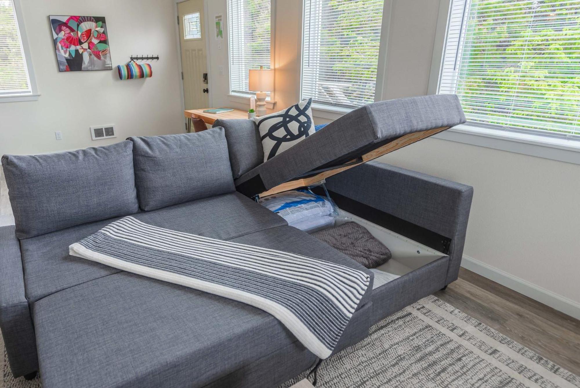 #Stayinmydistrict Oceanview Studio Loft بورت أورفورد المظهر الخارجي الصورة